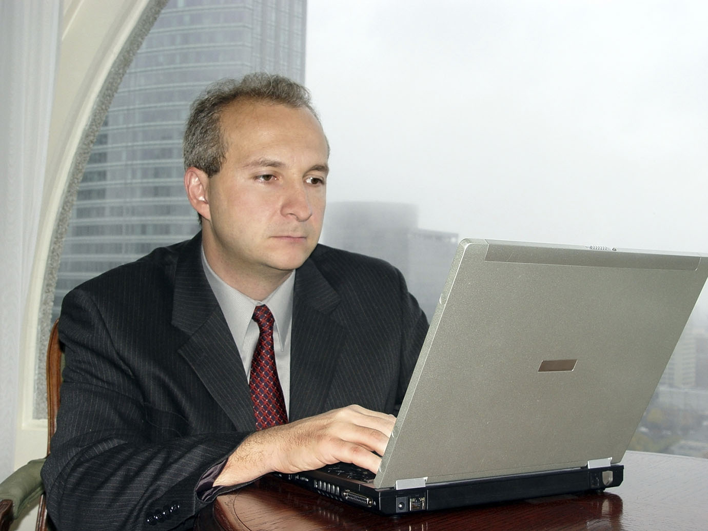 Image: Compra y venta de empresas online por Negocius